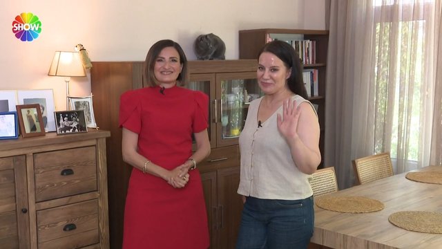 Servet Pandur evinin kapılarını Pazar Sürprizi'ne açtı!