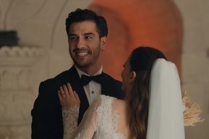 Nuh ve Sevilay'ın düğün mutluluğu!