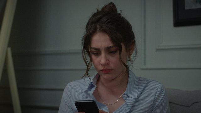 Seren, Efsun'un vedasını öğreniyor!
