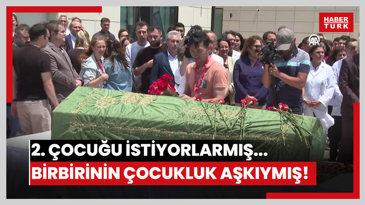 Dekoratif beton kemerin yıkılması sonucu ölen doktor ve eşi için tören düzenlendi