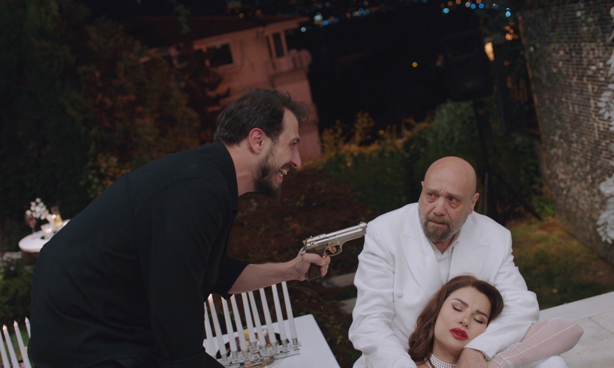 Kızılcık Şerbeti