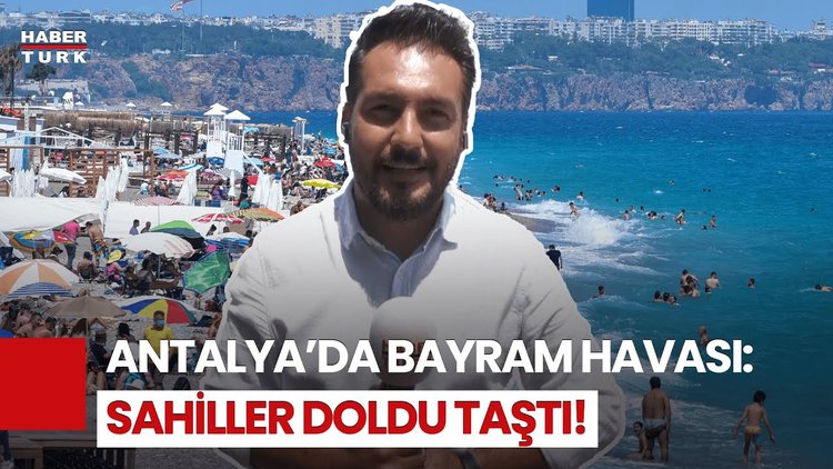 Tatilciler Antalya’ya Akın Etti! Hava Güzel, Sahiller Şenlendi