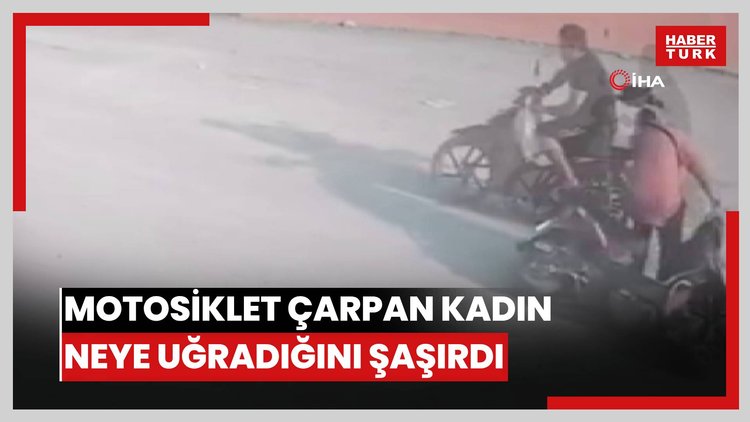 İlginç kaza kamerada: Dengesini kaybetmesiyle motosiklet çarpan kadın neye uğradığını şaşırdı