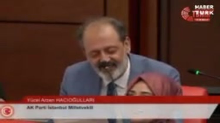 Salavat getirerek tepki gösterdi