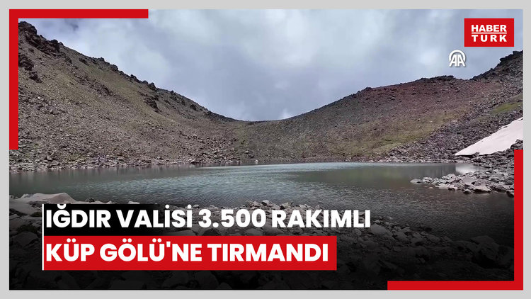 Iğdır Valisi Turan doğa tutkunlarıyla 3 bin 500 rakımdaki Küp Gölü'ne tırmandı