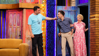 Paşa, komik bir şekilde oğluna düşmanlık beslemektedir.