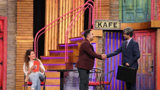 Bilal çevresindekiler tarafından sürekli ezilir ancak tepkisini zamanında gösteremez, olaylar geçtikten sonra söyleyecek sözleri aklına gelir. ...