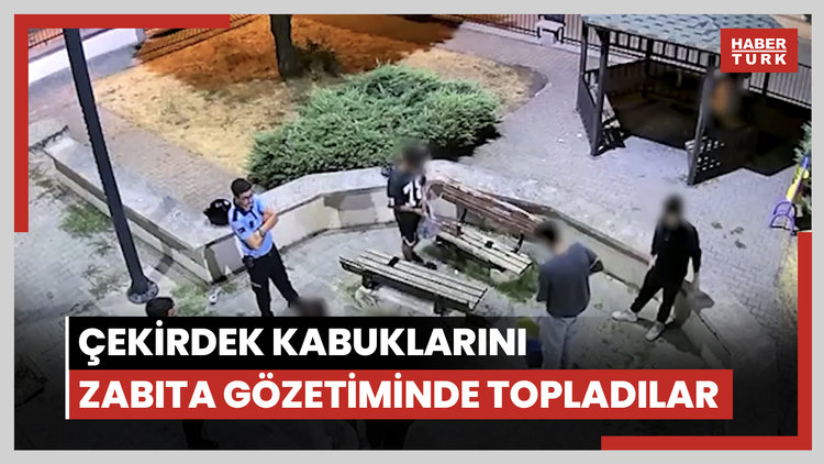 Parkta yere attıkları çekirdek kabuklarını zabıta gözetiminde topladılar
