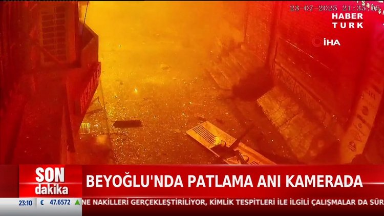 Beyoğlu'nda patlama anı kamerada