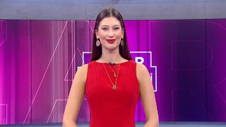 Hadise konser hazırlığında samimi sohbetiyle dikkat çekti. 