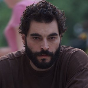 Veliaht 11 Eylül Perşembe 20.00'de Show TV'de başlıyor!