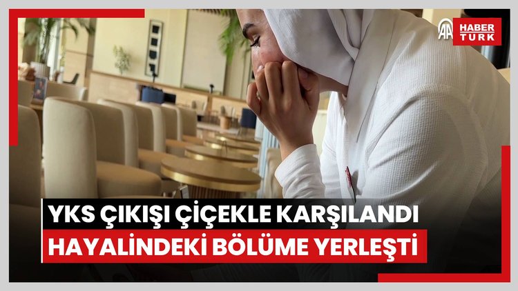 Babasının YKS çıkışında çiçekle karşıladığı öğrenci hayalindeki bölüme yerleşti