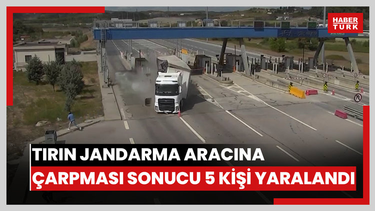 Çekmeköyde tırın jandarma aracına çarpması sonucu 5 kişi yaralandı