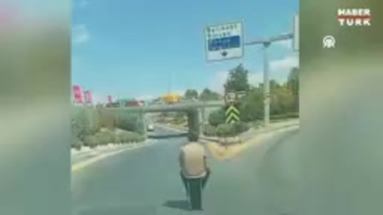 Elektrikli valizle trafikte seyretti