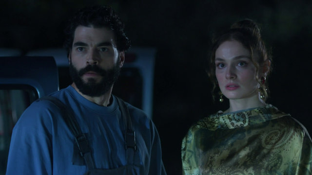 Timur, Reyhan'ı kurtarıyor! 