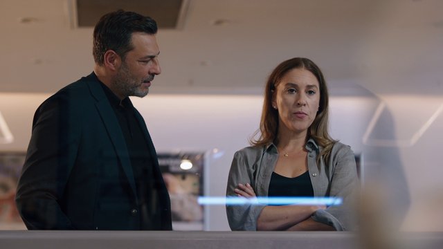 Kıvılcım bebeği için endişeli! 