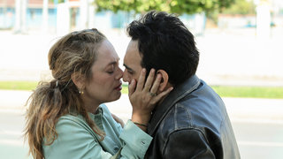 Evren, Bahar ve Harun'u öpüşürken gördü!