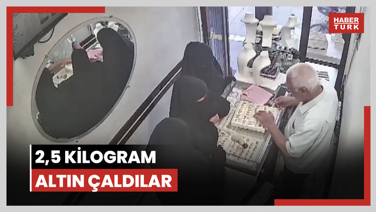 Kuyumcunun dikkatini dağıtıp, 2,5 kilogram altın çaldılar