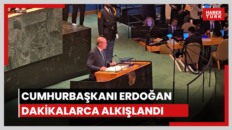Cumhurbaşkanı Erdoğan, dakikalarca alkışlandı
