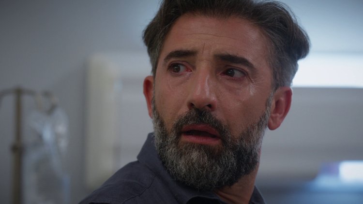 "O senin kardeşin değil!"