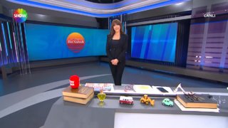 Ünlü şarkıcı Güllü hayatını kaybetti.