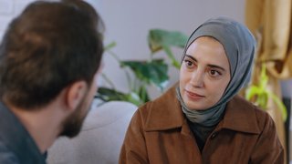 Nursema ve Mustafa hasret gideriyor. 