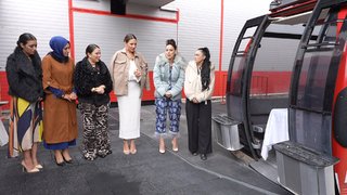 Misafirlerine unutulmaz bir an yaşatıyor! 