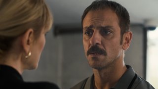 Yahya'nın hüznü Derya'yı endişelendirdi.