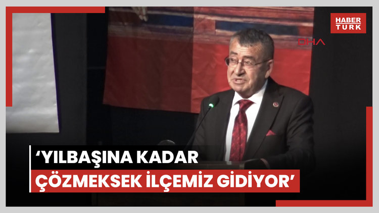 lçenin köy statüsüne düşmemesi için düzenlenen etkinlikte salon boş kaldı; başkanın sesi titredi