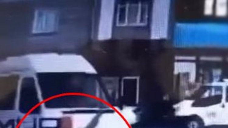 Zonguldak'ta yere düşen yaya, minibüsün altında kalarak öldü