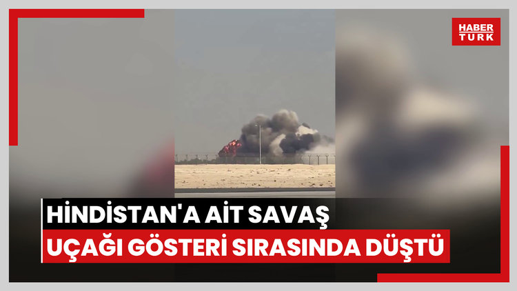 Hindistan'a ait savaş uçağı gösteri sırasında düştü