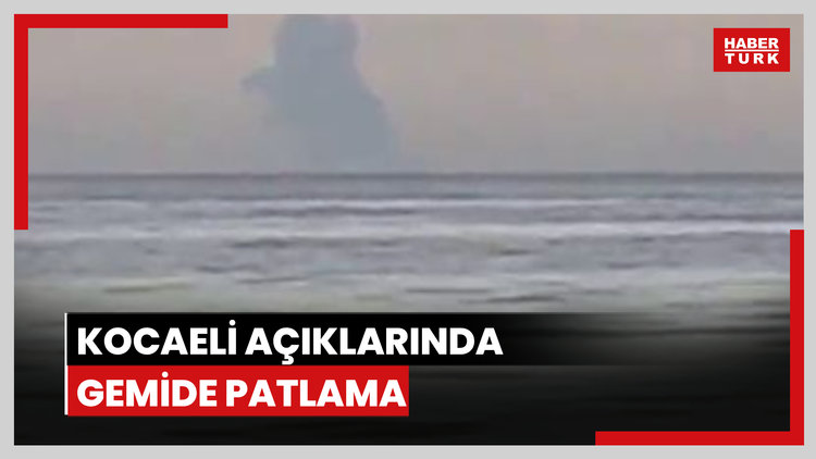 Kocaeli açıklarında gemide yangın