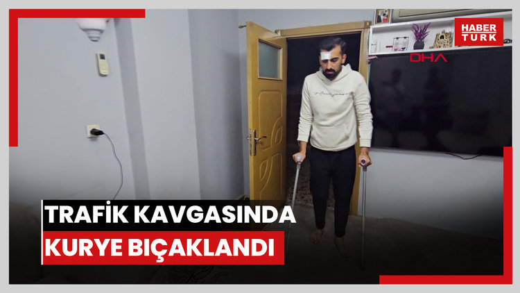 Trafik kavgasında motokurye, bıçaklanarak yaralandı; olay anı kamerada
