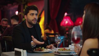 Fatih ve Başak akşam yemeğinde!