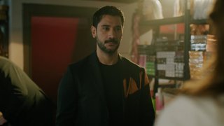 Emir, Aydan planını işlemeye başlıyor.