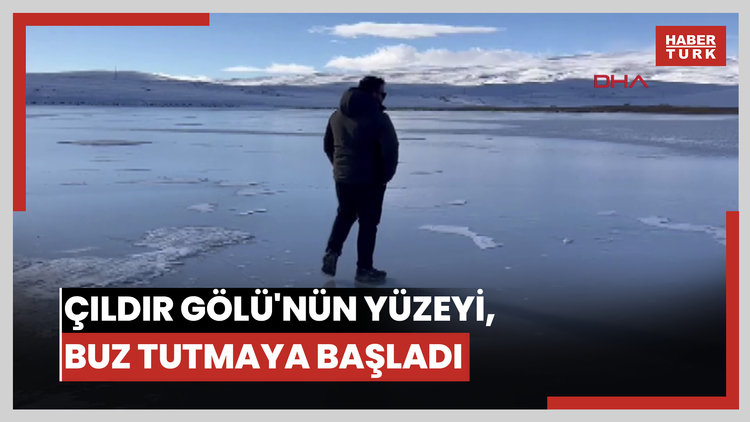 Çıldır Gölü'nün yüzeyi, buz tutmaya başladı
