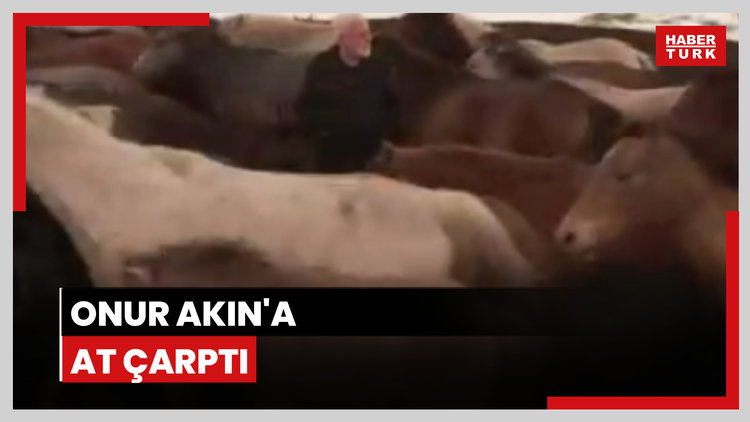 Onur Akın'a at çarptı