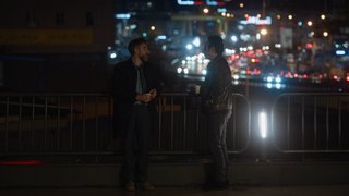 Evren'in aklındaki soru işaretleri Harun'la cevap buluyor.