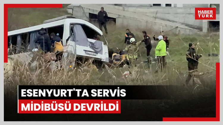 Esenyurt'ta servis midibüsü devrildi