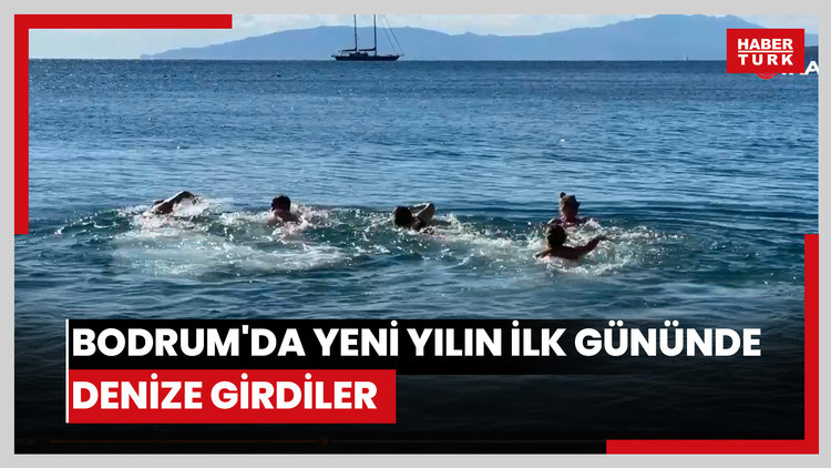 Bodrum'da yeni yılın ilk gününde denize girdiler