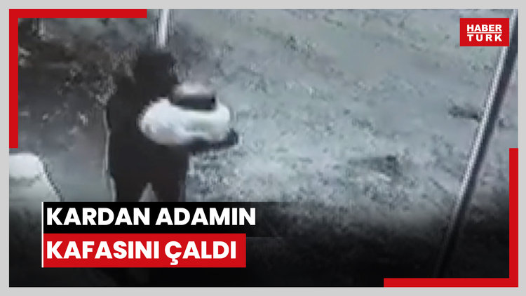 Elazığ'da güldüren görüntüler: Kardan adamın kafasını çaldı