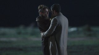 Timur hayatının en kötü gününü atlatmayı başarıyor.