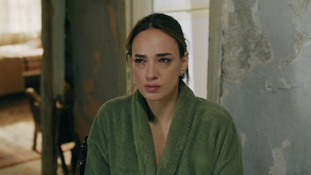 Bora, Aydan'ı tehdit ediyor! 