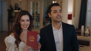 Çimen ve Emir evlendiklerini duyuruyor.