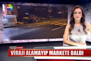 Virajı alamayıp markete daldı! 