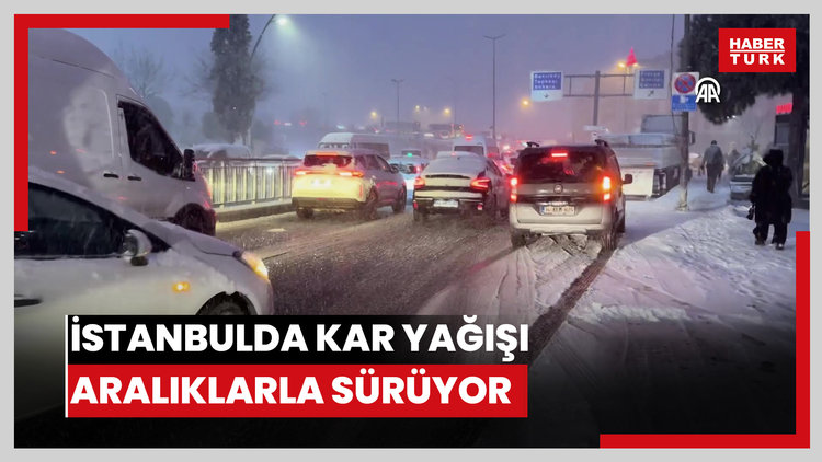 İstanbulda kar yağışı aralıklarla sürüyor