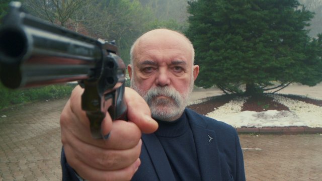 Karslı Konağı'na büyük saldırı! 