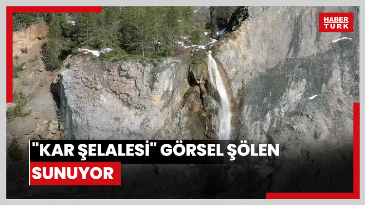 Karların erimesiyle oluşan "kar şelalesi" görsel şölen sunuyor