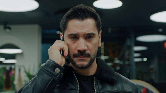 Emir, Bora'ya savaş açıyor!