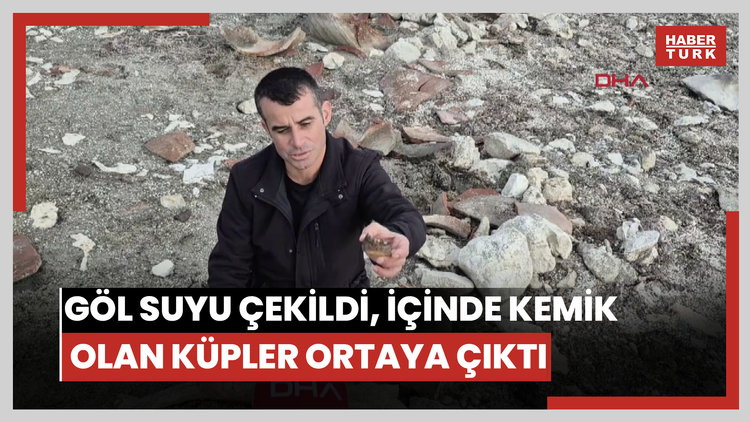 Göl Suyu Çekildi, İçinde Kemik Olan Küpler Ortaya Çıktı